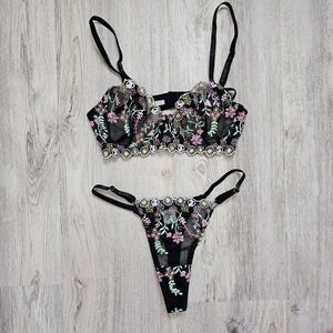 New Romantic Sheer Wildflower Spring Bra Panty Lingerie Set Size Small